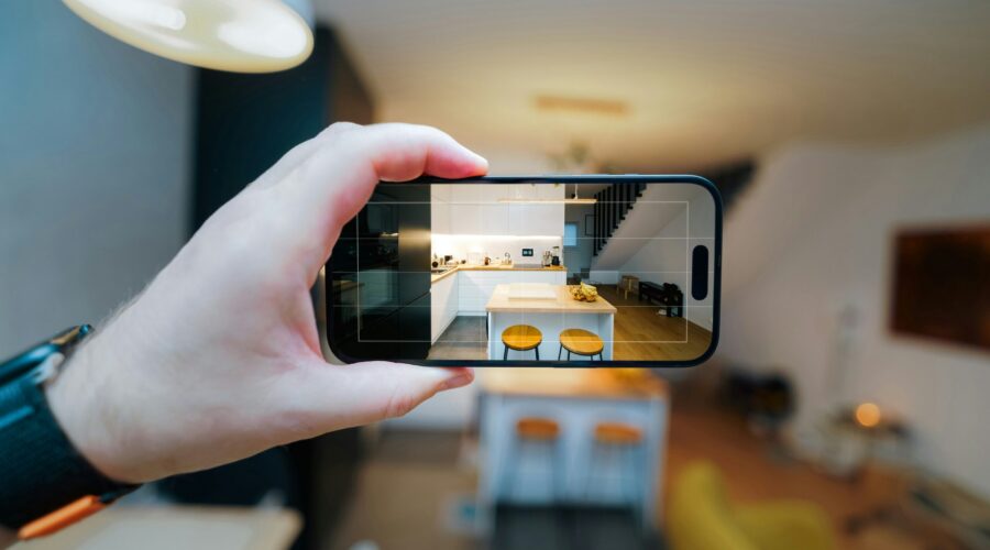 The Pros and Cons of Managing Off-Campus Listings In-House: A Comparison with External Platforms like uLodging